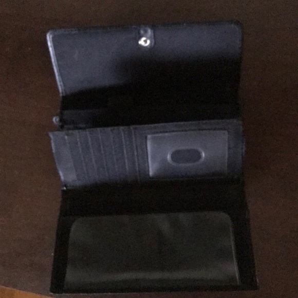 Wallet - Picture 2 of 4